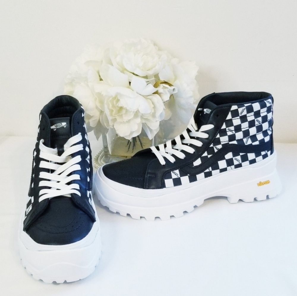 VANS SK8-HI Vibram LX Black and White Checkered High-Top Sneakers All Gender NEW
